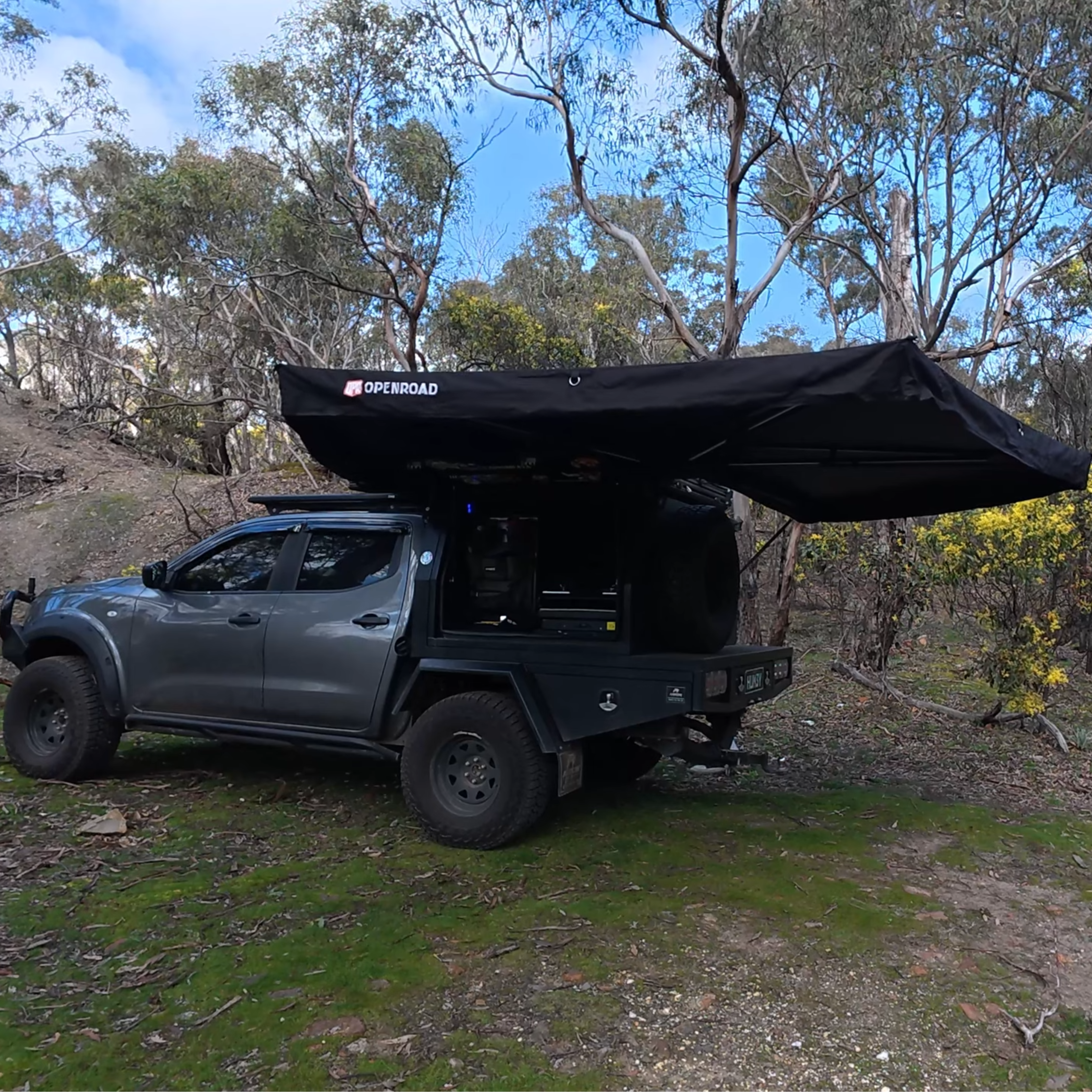 OPENROAD 270 car awning, free-standing—no legs required