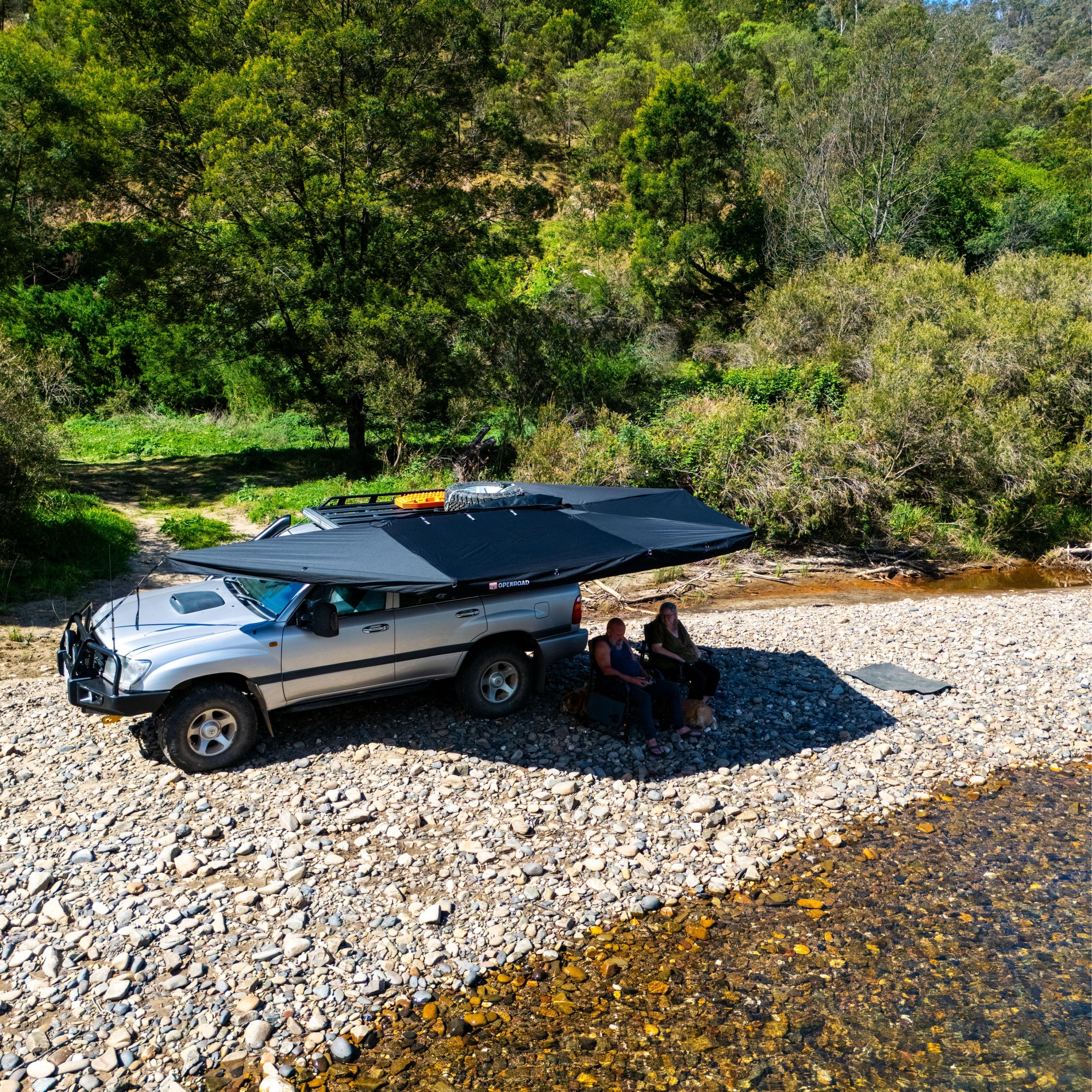 Freestanding OPENROAD 270 Awning Plus mounted on vehicle, large 270-degree shade