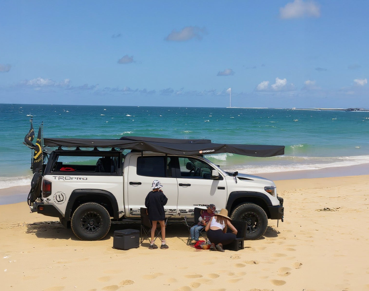 Open road,Open world
Outdoor Essentials—Freedom Starts Here