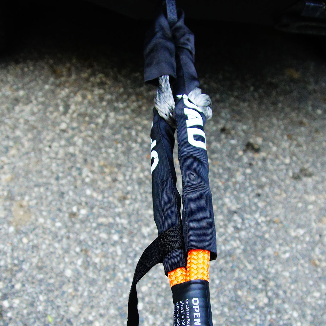 OPENROAD snatch strap connected with soft shackle for 4x4 off-road vehicle recovery